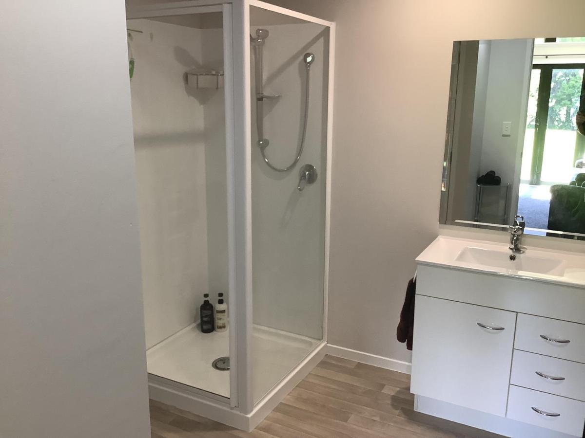 Kaiaua Bayview Farm Apartment 오클랜드 외부 사진